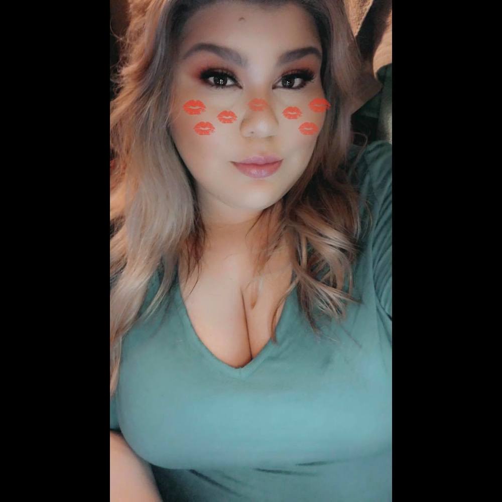 Meet your Posher, Adrianna